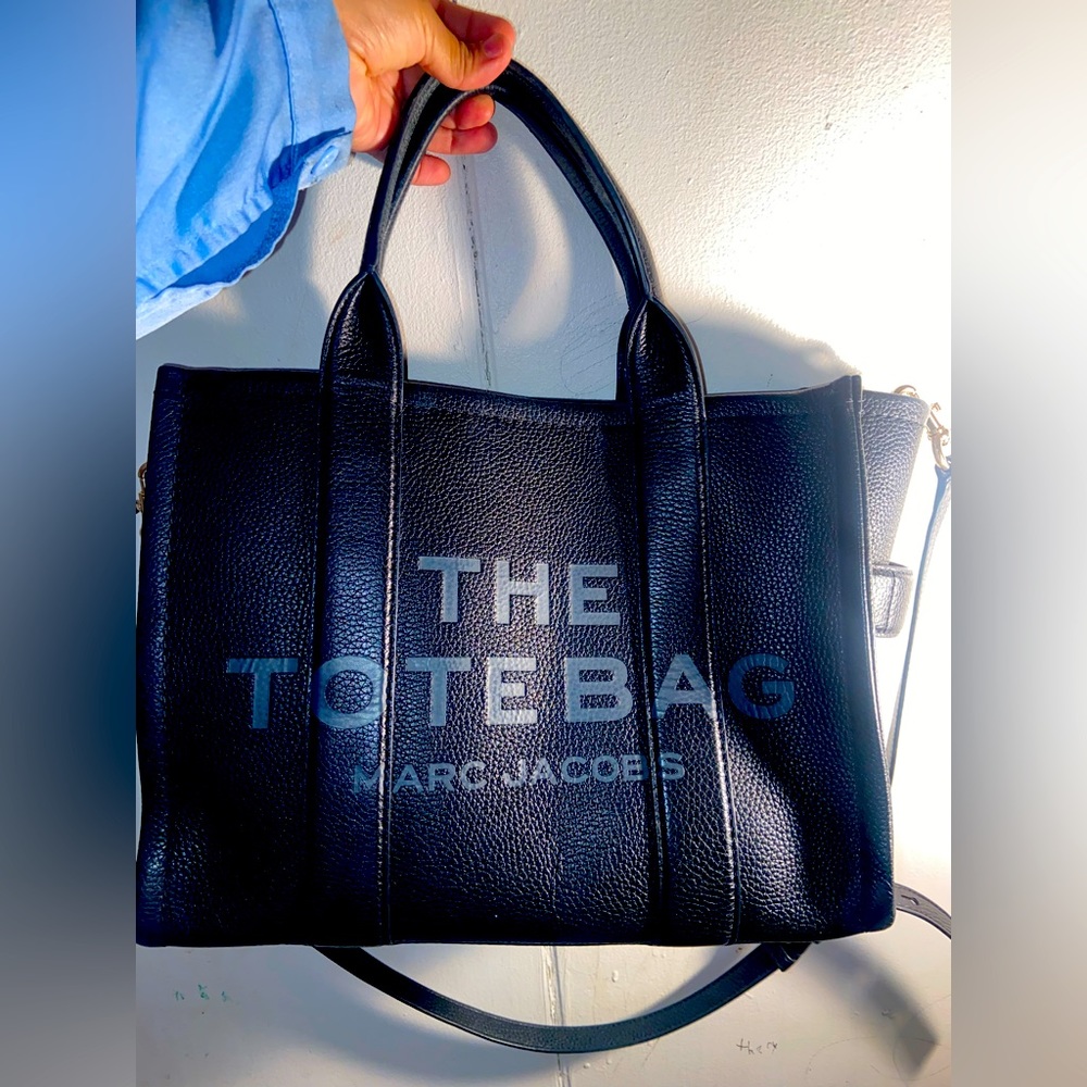 Marc Jacobs Medium Leather Tote Bag Black